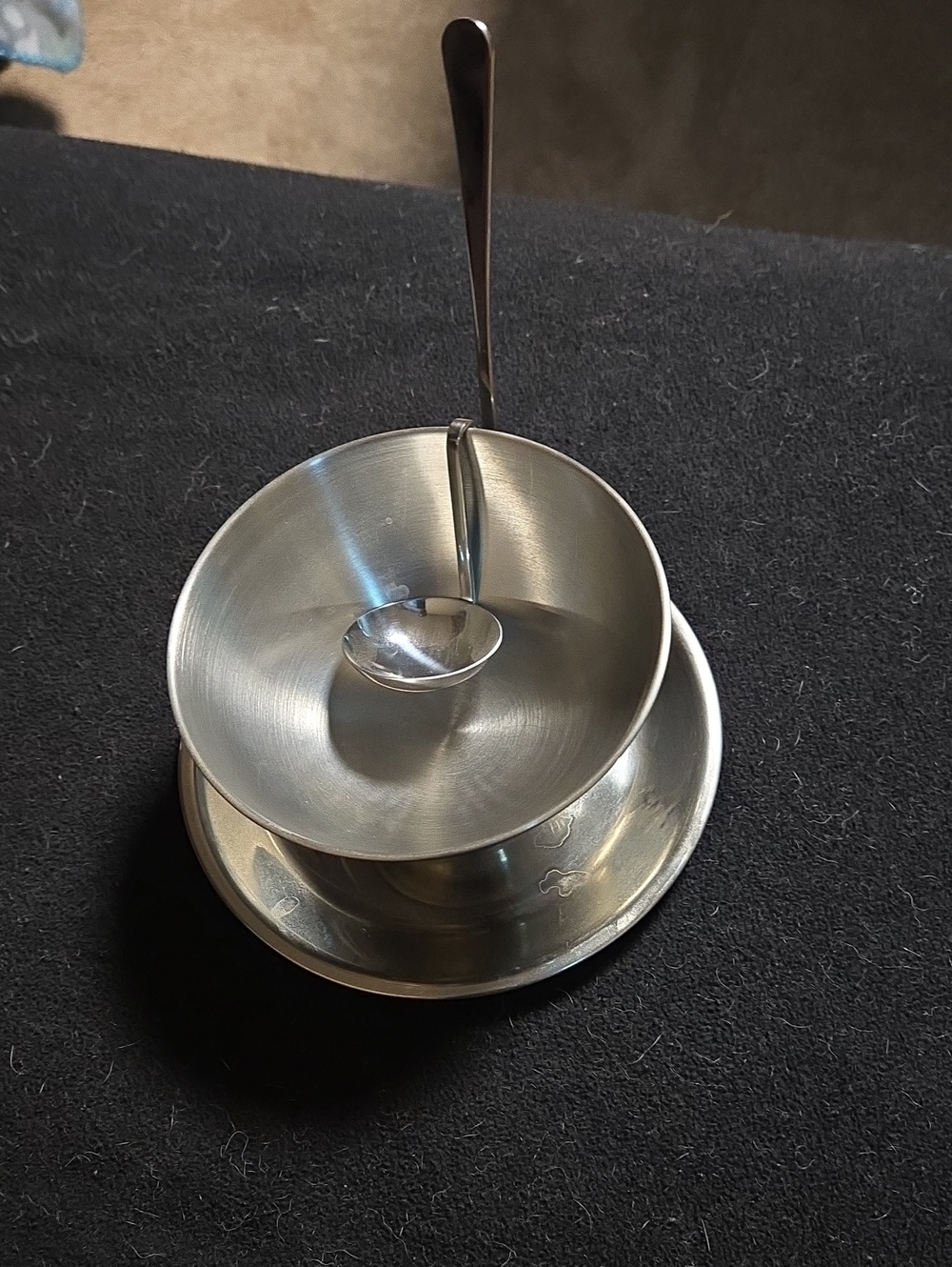 Stainless Steel Gravy Bowl with Ladle - Silver